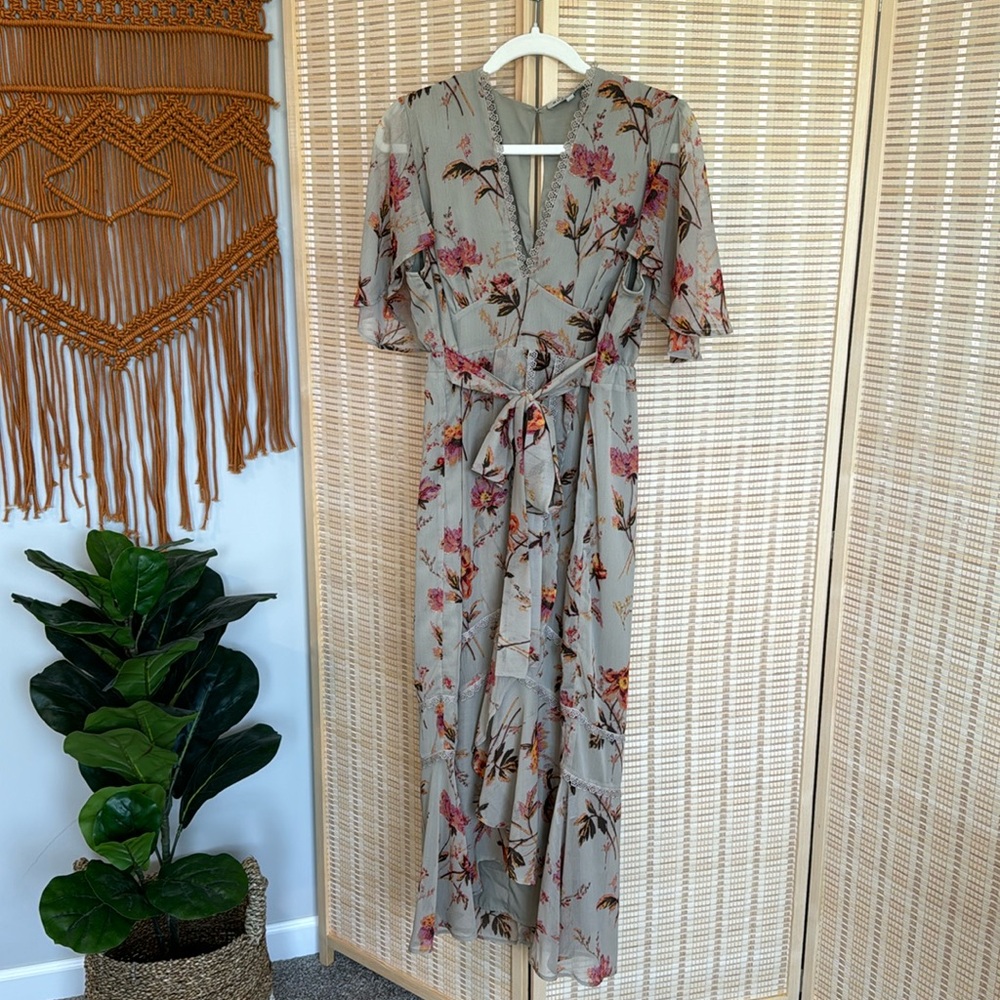 Hope & Ivy Maternity Floral Green Dress
